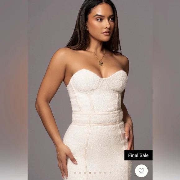 Selling a skirt and top set from Jluxlabel. Never work, just can’t fit. - Picture 2 of 2